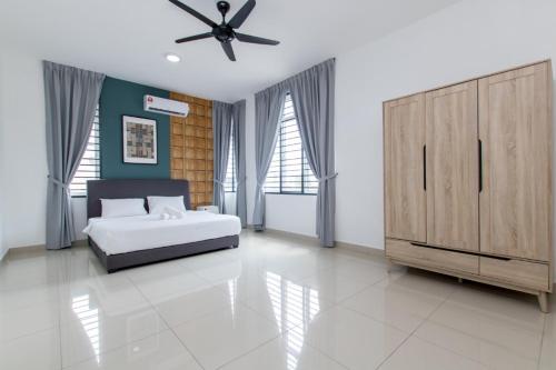 Arcadia Room Type - Four-Bedroom House Arcadia Room Type - Four-Bedroom House