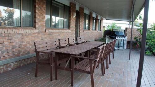 The Gull Ocean views family home Bermagui