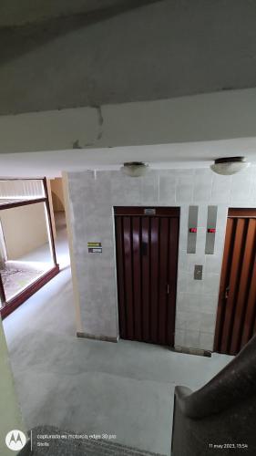 One-Bedroom Apartment image 5