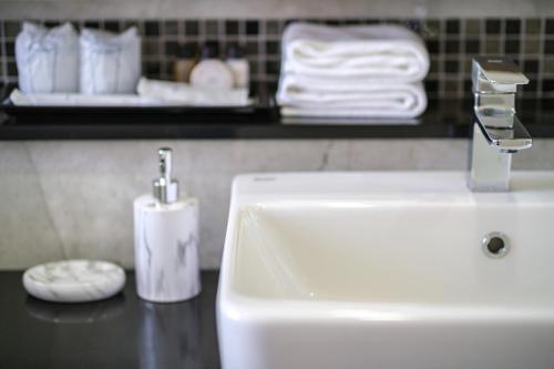 Seastar Hotel and Service Apartment Seastar Hotel and Service Apartment