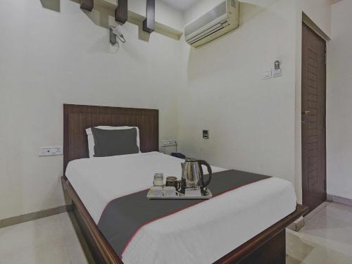 Collection O THE CROWN HOTEL – Hyderabad, IA