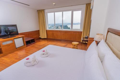 TTC Hotel - Phan Thiet Room Type - Junior Suite with Ocean View