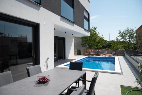 Villa Good vibes