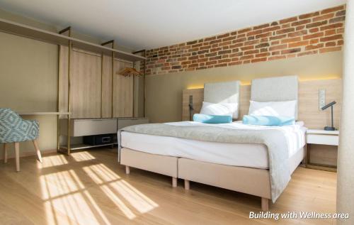 2 twin beds