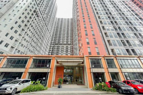 RedLiving Apartemen Transpark Juanda - Frams Properti Tower Jade with Netflix