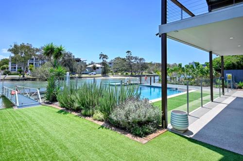 The Ultimate - Waterfront Luxury at Mooloolaba ZC2