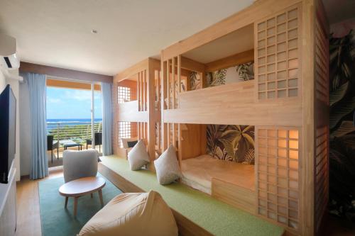 Standard room ( 4 Bunk bed) with Terrace 30㎡ - Main Building