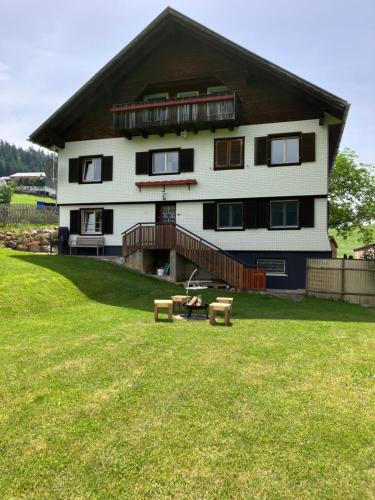 المنظر الخارجي, Hus8 Krumbach in كرومباش