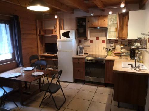 Appartement Indépendant Dans Maison