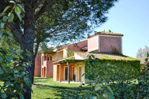 SOWELL RESIDENCES Les Hameaux de Camargue - Hôtel - Arles