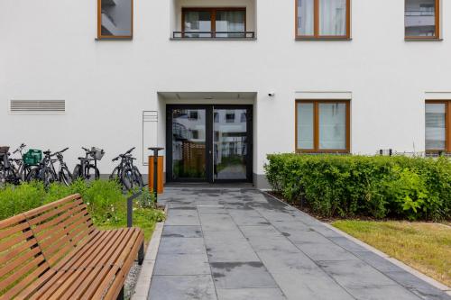 Pozytywny Mokotów Apartment with Balcony Warsaw by Noclegi Renters - image 4