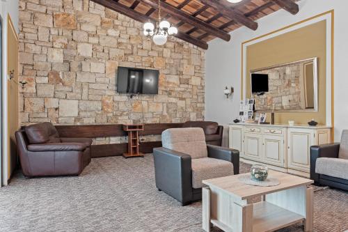 Hotel Minerva - image 12