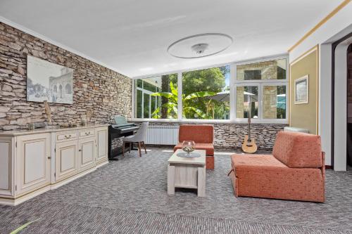 Hotel Minerva - image 6