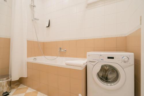 Revelton Suites Karlovy Vary - image 6