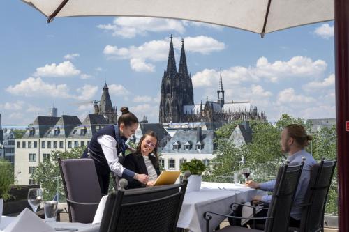 Maritim Hotel Köln - image 10
