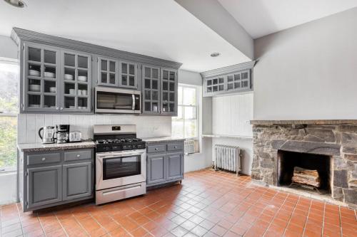 West Village 2br w wd roof nr Pier 46 NYC-990, New York (Foto 6)