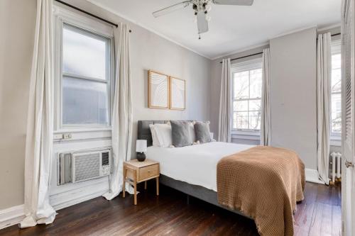 West Village 2br w wd roof nr Pier 46 NYC-990, New York (Foto 9)