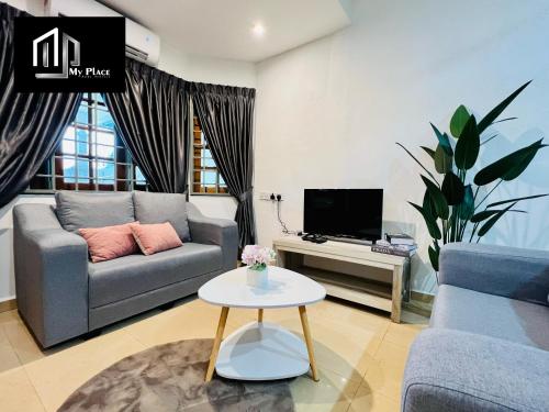 3 bedroom landed beside Jonker Taman Kota Laksamana 164B by Myplace 3 bedroom landed beside Jonker Taman Kota Laksamana 164B by Myplace