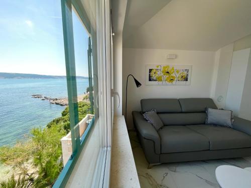 Apartman Mala plaža 2 (Apartman Mala plaza 2) in คาสเตลา