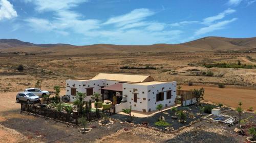 Cloud Country in Yaiza