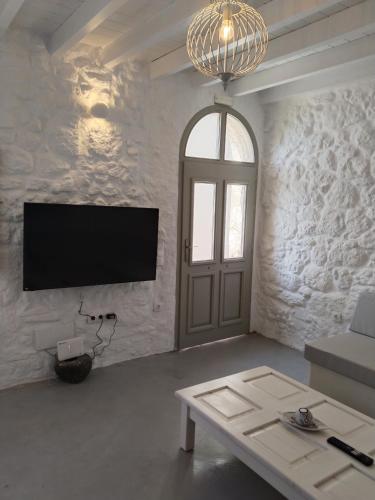 Facilities, Oniropagida Nisyros apartment #1 in Emporios (Dodecanese)