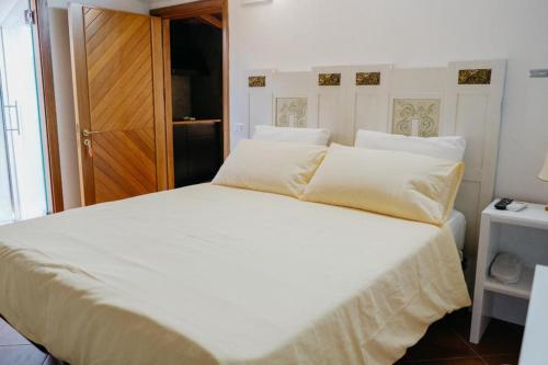 B&B Gep & Lela, Salerno