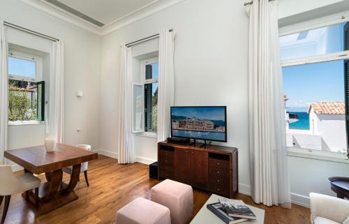 Poseidonion Grand Hotel - main image