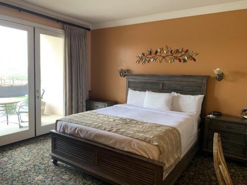 Inn at Churon Winery Room Type - Standard King Room