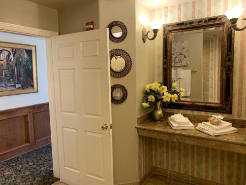 Book the King Room King Room