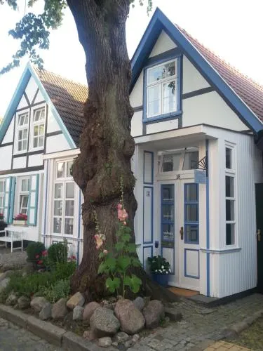 Haus Alexandrine in Warnemünde, Deutschland