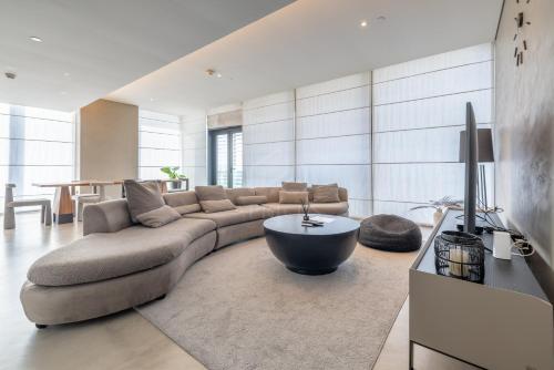 Luxury 3BD Bluewaters Island sea & Dubai Eye View, Дубай (фото 7)