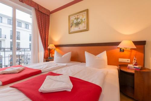 Hotel Esplanade - image 2