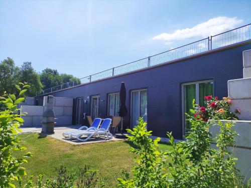 Hotelli välisilme, Erdhaus WEST - Ferienhof Bartel in Wiesentheid
