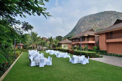 Mulberry Shades Bengaluru Nandi Hills - a Tribute Portfolio Resort