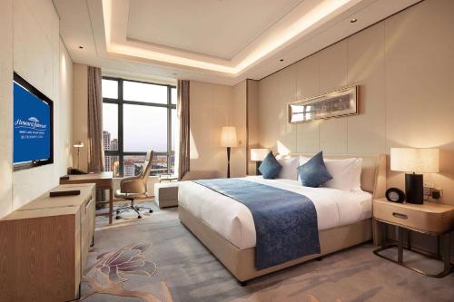 Howard Johnson by Wyndham Jimei Lake Plaza Xiamen