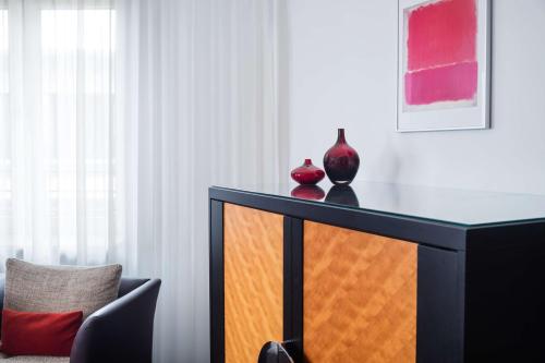 Deluxe Twin Room room in Lindner Hotel Frankfurt Main Plaza
