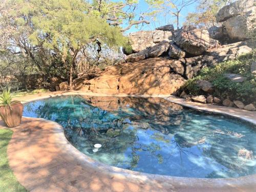 สิ่งอำนวยความสะดวก, Family Lodge in Natural African Bush - 2115 in บูลาวาโย