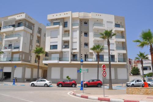 Vista exterior, Seafront High Standard Apartment in Martil