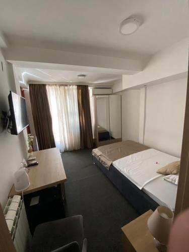 Hotel Skala - image 8