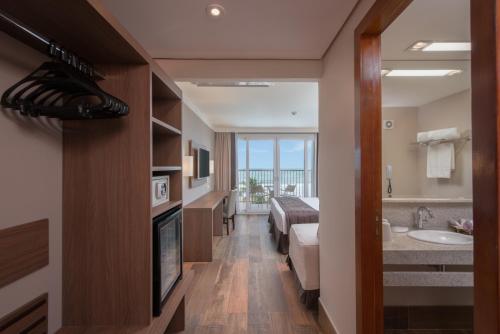 Superior Room - Beach Front image 5