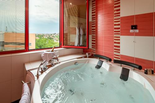 cadă fierbinte, Hotel Leipzig in Plovdiv