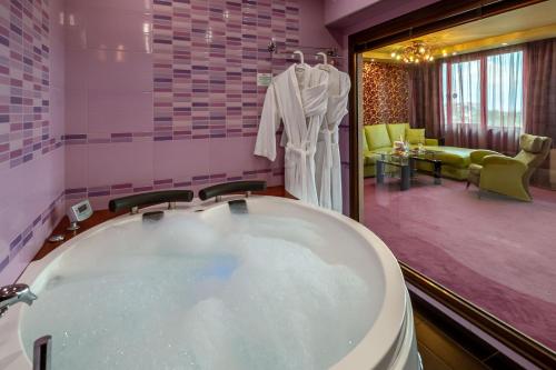 Baie, Hotel Leipzig in Plovdiv