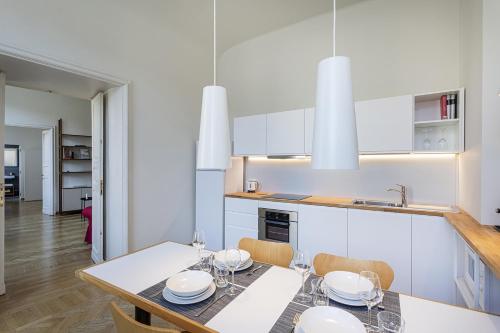 Cairoli Stylish Apartment by Wonderful Italy, Janov (fotografie 4)