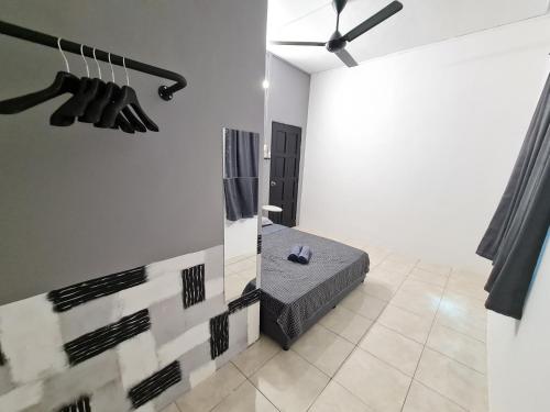 Air-home M1 Simpang near Aulong Econsave, 4BR, 10pax, Netflix