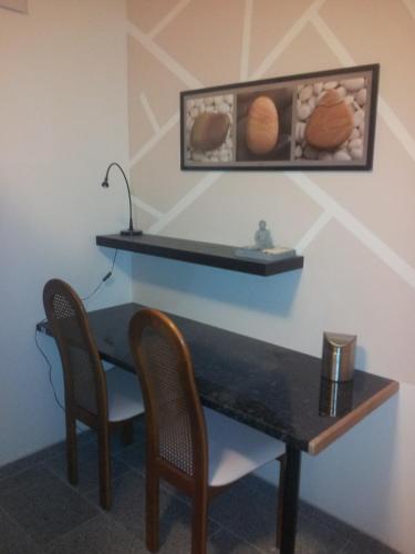 One-Bedroom Apartment image 5