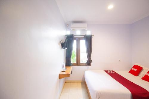 Halona Residence near Pakuwon Mall Jogja Mitra RedDoorz