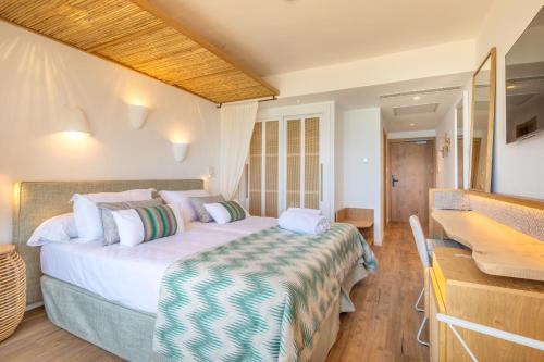 Grupotel Cala San Vicente - image 4
