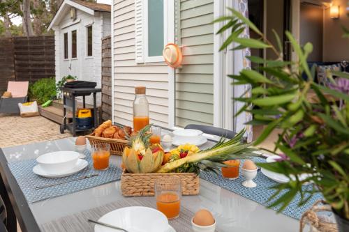 Le Mimosa, mobil-home climatisé au cœur du vignoble et à quelques mètres de la mer - 편의 시설/서비스