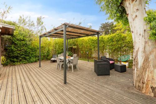 L'Eucalyptus, mobil-home avec extérieur spacieux à quelques mètres de la mer - Location saisonnière - Hyères