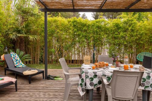 L’Eucalyptus, mobil-home avec extérieur spacieux à quelques mètres de la mer - 숙소 외관